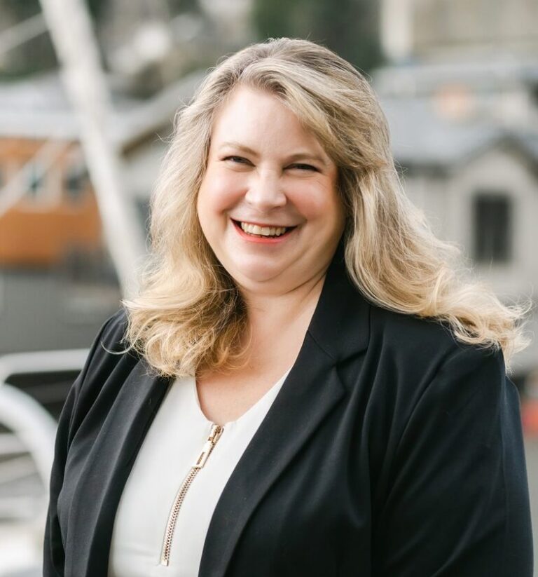 shawna davies finance hero e1781271577561 Our Team